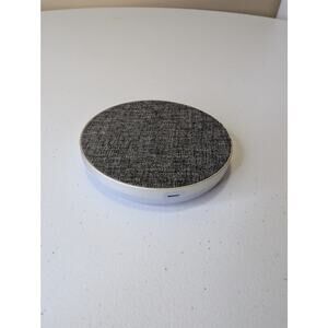 Onn qi wireless charger